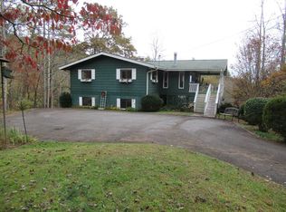 819 Lyle Knob Rd, Franklin, NC 28734