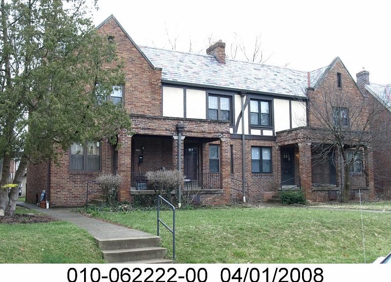 1696 Wyandotte