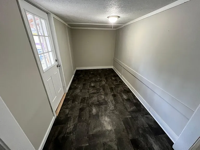 895 Baldwin Ave #3 — Photo 13