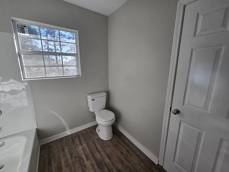 501 Brooks Rd #D1 — Photo 4