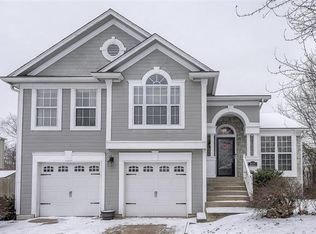 2125 SE 7th St, Lees Summit, MO 64063