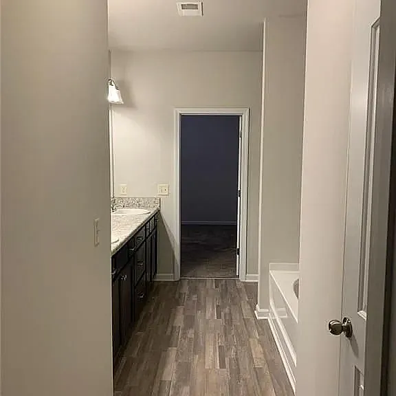 230 Arbor Dr — Photo 6