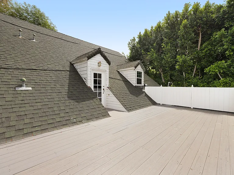 4309 Gentry Ave — Photo 21
