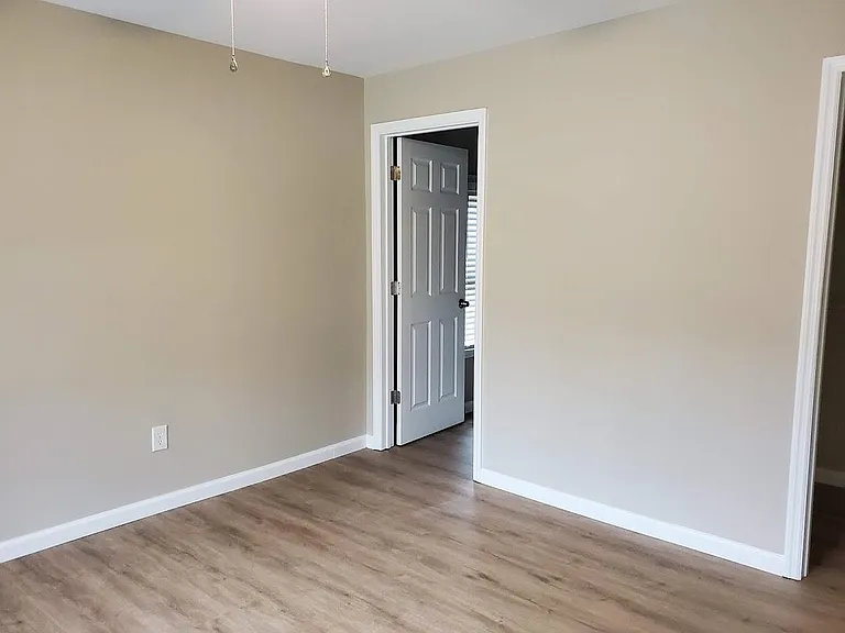 707 Shelley Rd — Photo 12