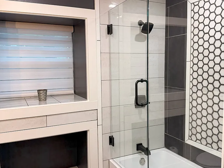6528 Crestview Dr — Photo 19