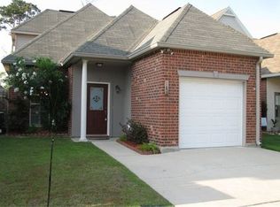 186 Emerald Oaks Dr, Covington, LA 70433