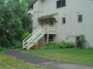 5481 E Brenner Pass, Fridley, MN 55432