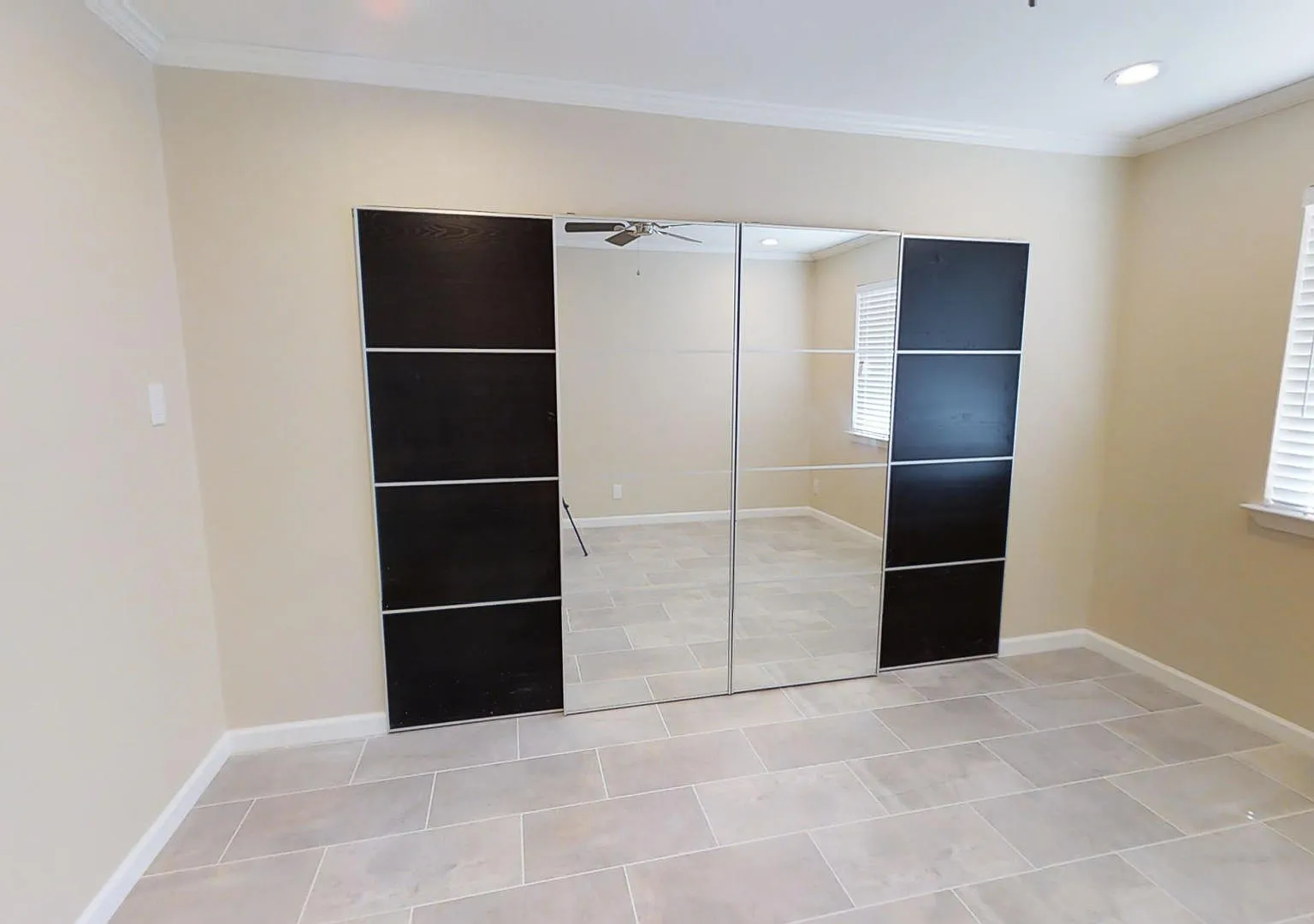 Free October Rent + $1,195!!1 — Photo 3