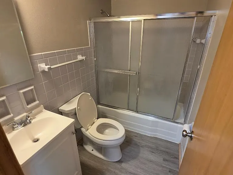 Unit Photo