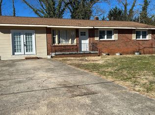 207 W Belvedere Rd, Greenville, SC 29605