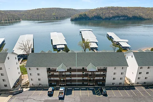 549 Park Place Dr #1D Photo 1