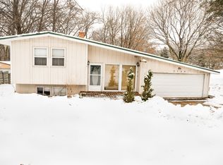 2164 Lowell Park Rd, Dixon, IL 61021