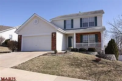317 Crescent Ave photo 1