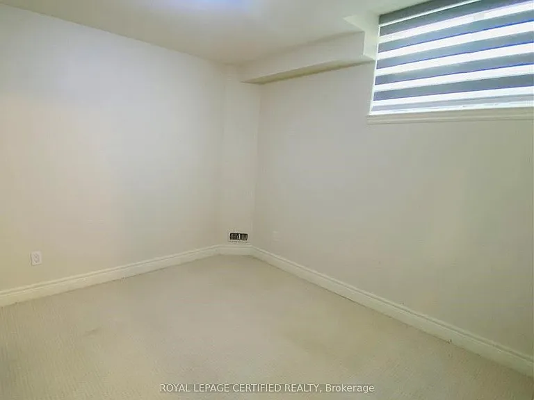 14 Overholt Dr #BASEMENT — Photo 8