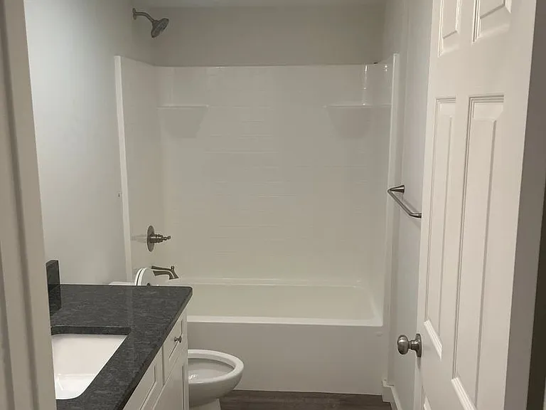 811 Douglas St #309 — Photo 7