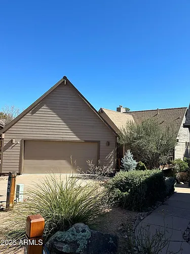805 N Grapevine Cir Photo 1