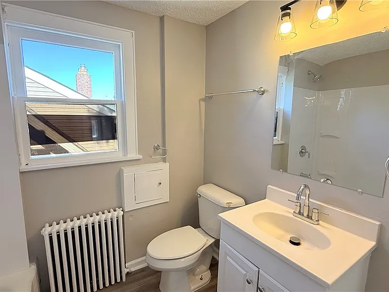721 Polk Ave — Photo 20