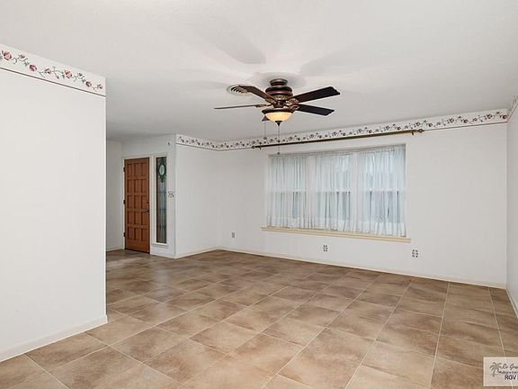 2nd image of 2313 Ella Ave