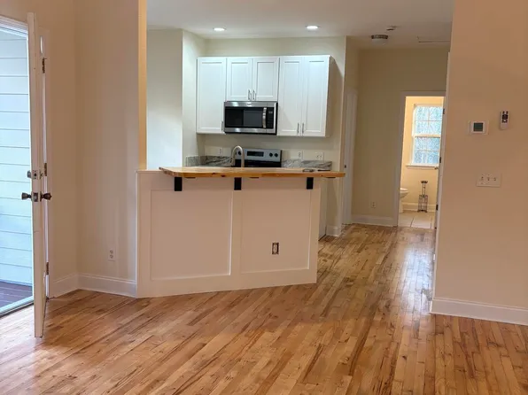 74 Lockerbie Ct Unit 201, Clayton, GA 30525