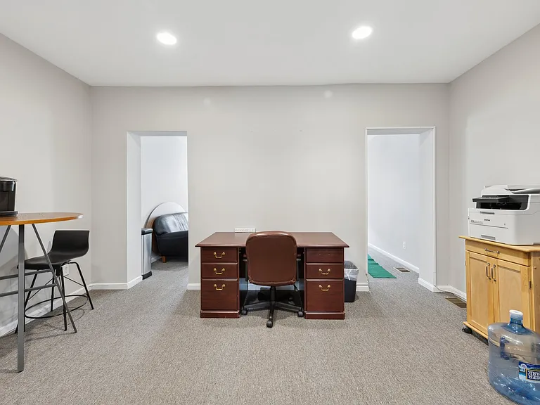 Center room on upper level