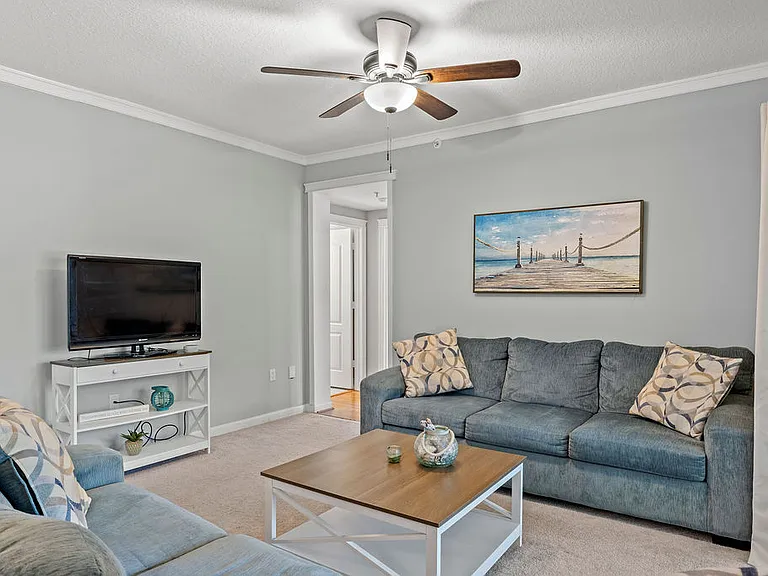 5060 Fairways Cir #F101 — Photo 8