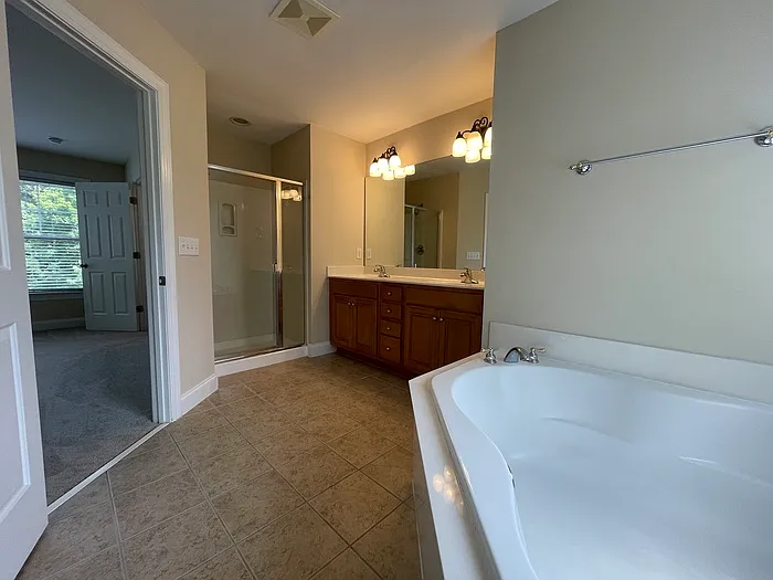 102 Little Branch Trl — Photo 12