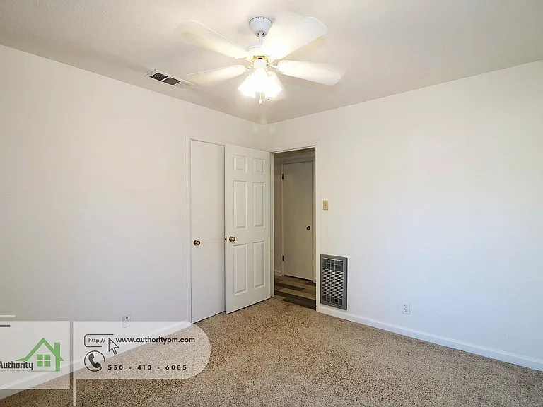 2202 Canal Dr — Photo 11