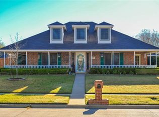207 Barbara Way, Red Oak, TX 75154