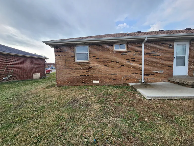 145 Tandy Dr — Photo 12