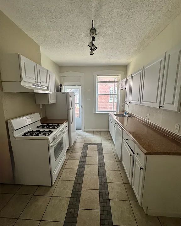 1st image of 3890 Juniata St #11557066