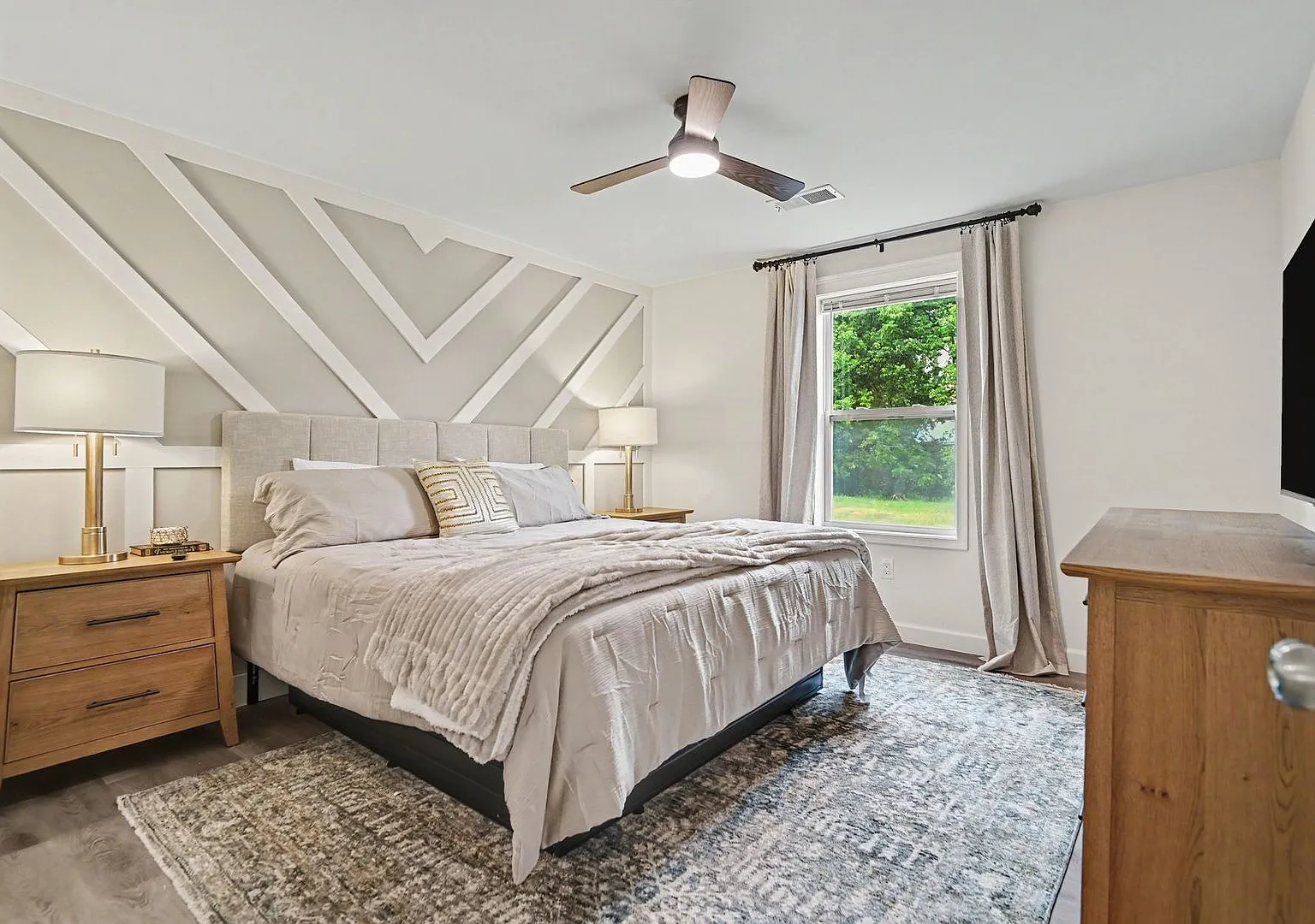 New 4BR Home | Ideal for Families & Teams — Photo 4