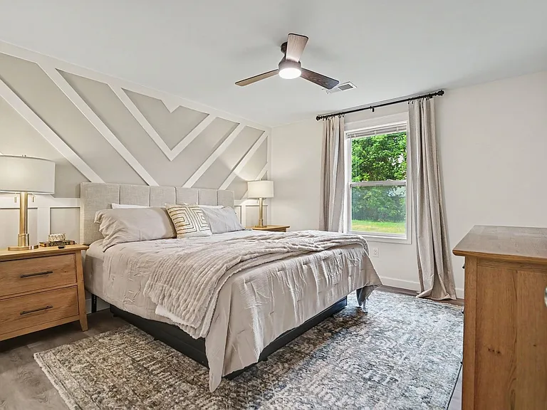 2056 Thimble Creek Dr — Photo 4