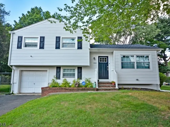 312 Skene Dr, South Plainfield Boro, NJ 07080