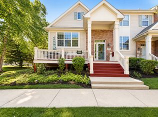 394 Broadmoor Ln, Bartlett, IL 60103