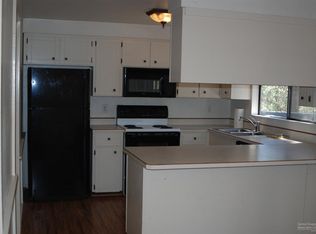 1623 SW Overturf Ave, Bend, OR 97702