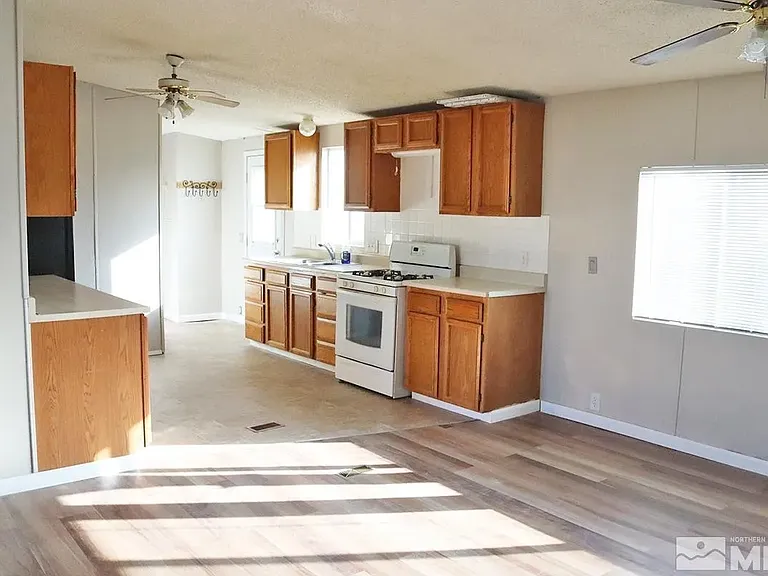 2840 Rawhide St — Photo 2