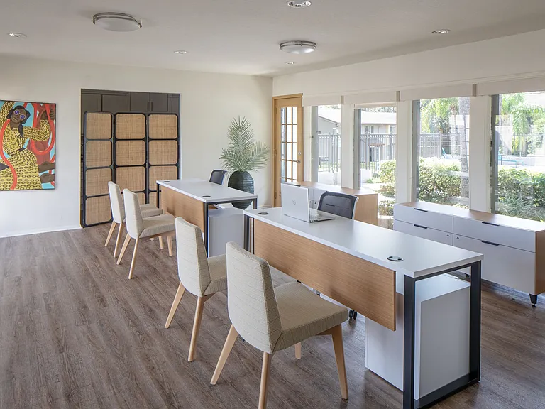 River View Apartments — Photo 6