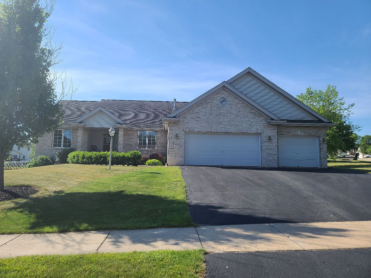 1250 University Pkwy, Rockton, IL 61072 Zillow