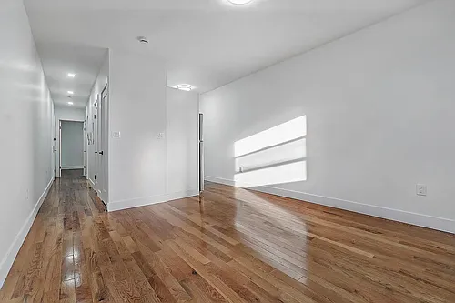 343 E 51st St #3D Photo 1