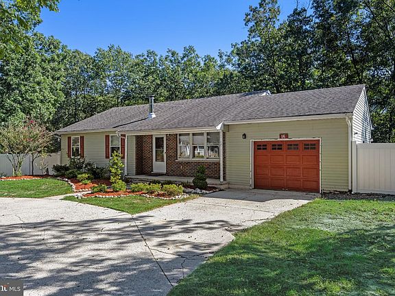 2nd image of 16 Mill Ct