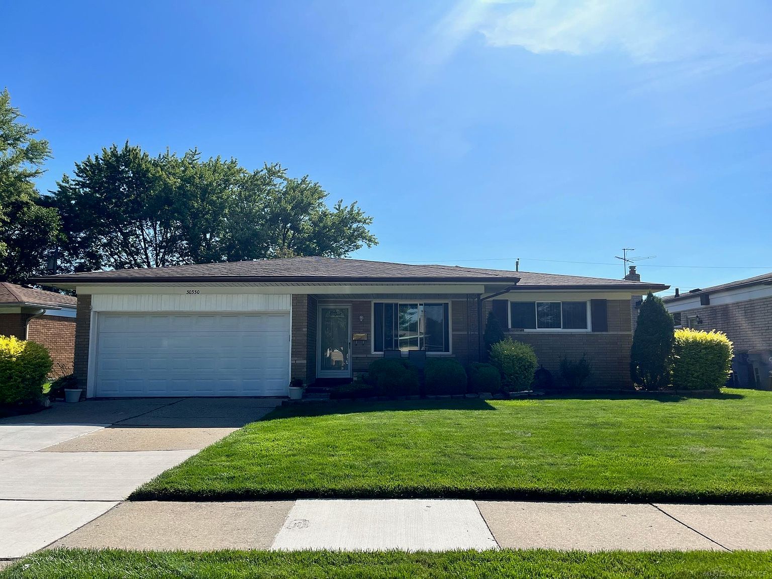 30330 Autumn Ln, Warren, MI 48088 Zillow