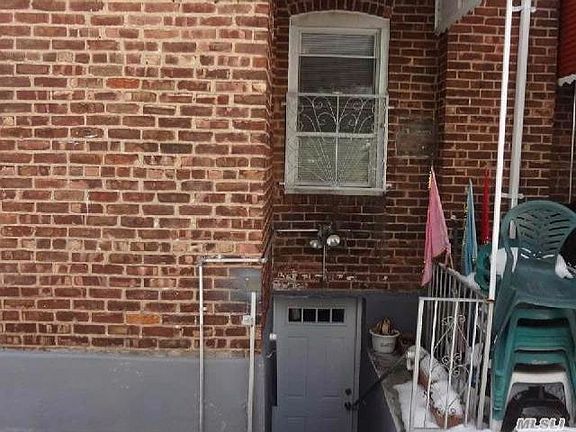3rd image of 10149 114th St