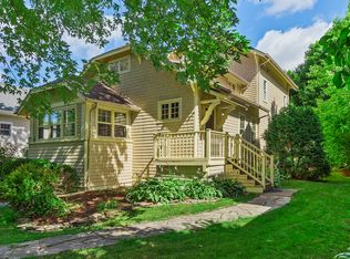 482 Cottage Ave, Glen Ellyn, IL