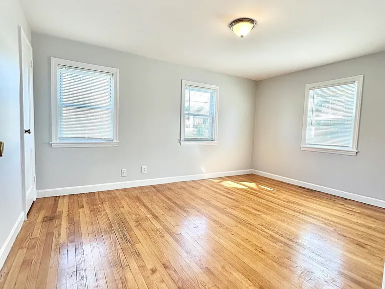 84 Mary Ann Rd — Photo 9