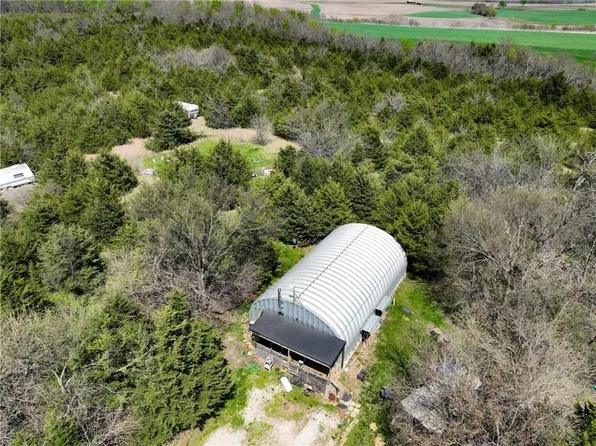 440 150th St, Powhattan, KS 66527