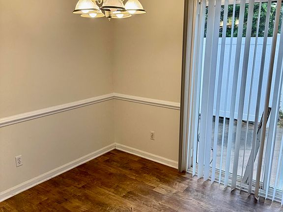 3rd image of 3930 Sterling Pointe Dr Unit Zz6