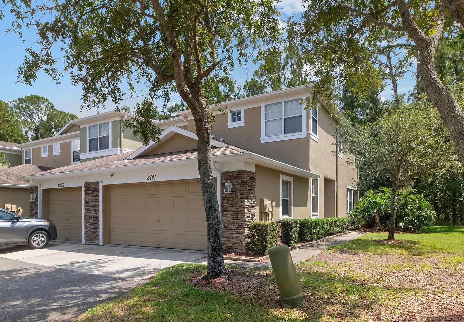 3 bed, 2.5 bath, 1587 sqft, $2,500 — Photo 3