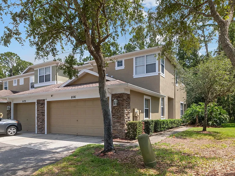 8141 Stone Leaf Ln — Photo 3