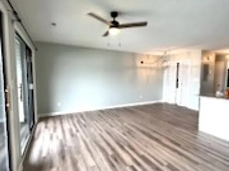 500 Fairway Village Dr #5-J — Photo 7
