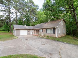 956 Stones Way Dr, Pineville, LA 71360